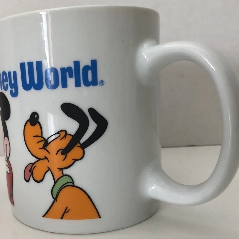 Walt Disney World Souvenir 4.5” Ceramic White Large Mug Cup Goofy Donald Duck - Picture 2 of 4